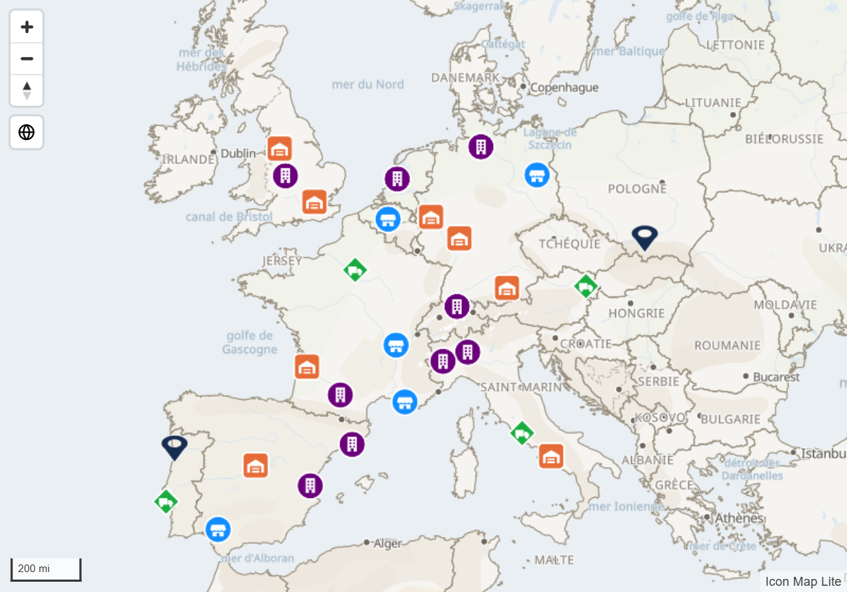 Des icônes SVG de formes et de couleurs différentes qui marquent des villes sur une carte de l'Europe